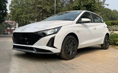 Hyundai i20 for self-drive rent in Chandigarh